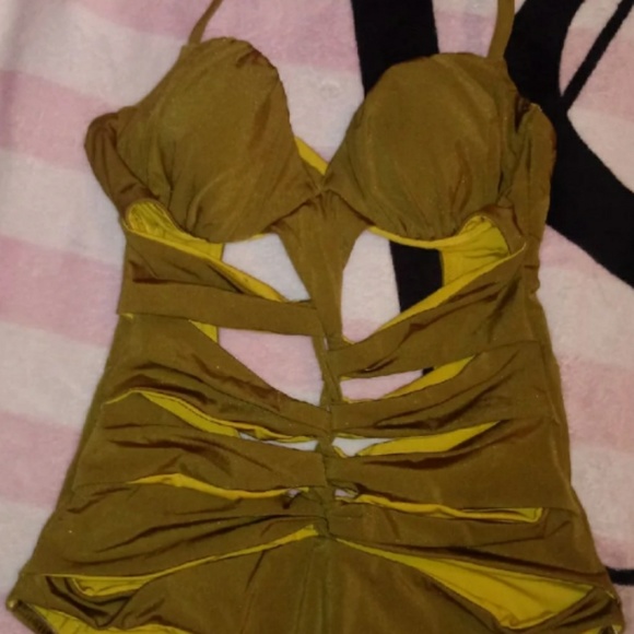 A.Che' CutOut Lunar 1-piece Bathing Suit NEW - Picture 3 of 6
